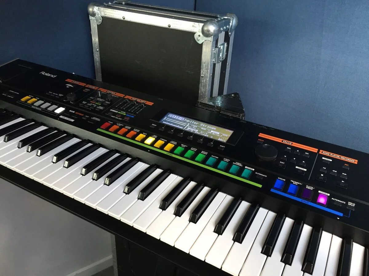 Roland JP-08 – Toàn cảnh thiết kế tại Nah Music