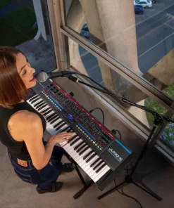ROLAND JUNO-X