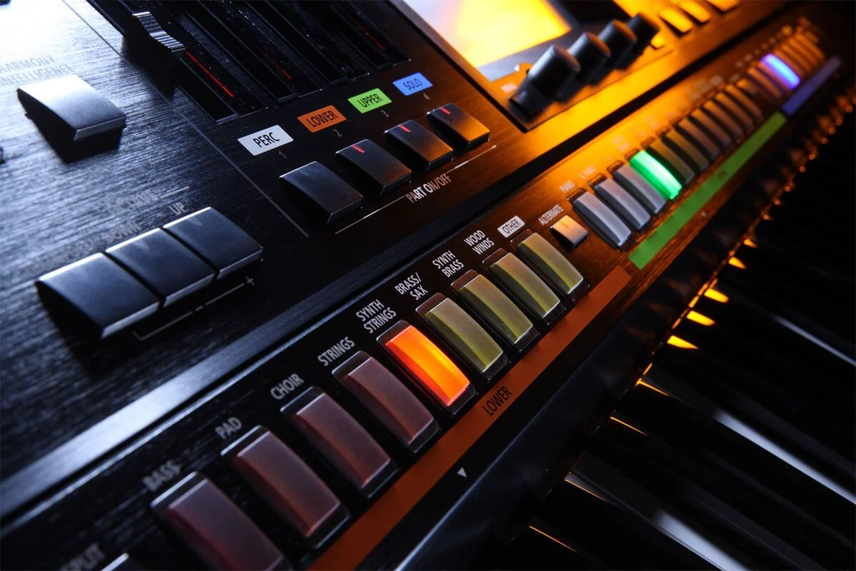 Roland JUPITER 80 - Nah Music