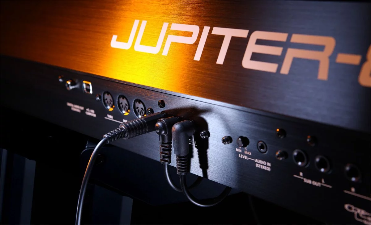 Roland JUPITER 80 - Nah Music
