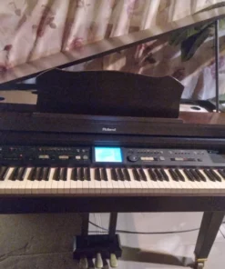 Roland KR-977