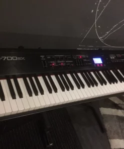 ROLAND RD-700SX