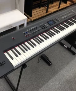 ROLAND RD-800