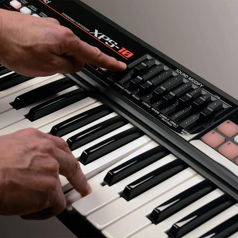 Review Roland XPS-10X – Hình ảnh thực tế tại showroom Nah Music