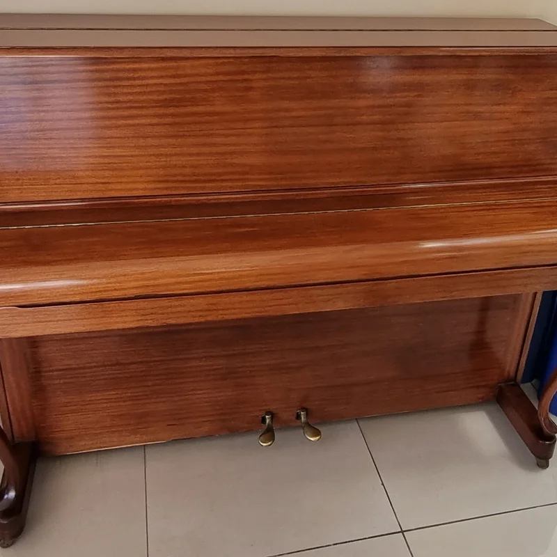 Đàn piano Seiler SE-242 – Chi tiết bàn phím