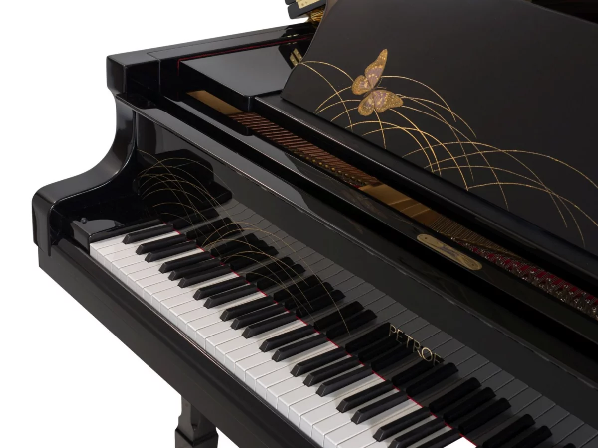 Đàn piano Petrof Maki-E – Chi tiết bàn phím