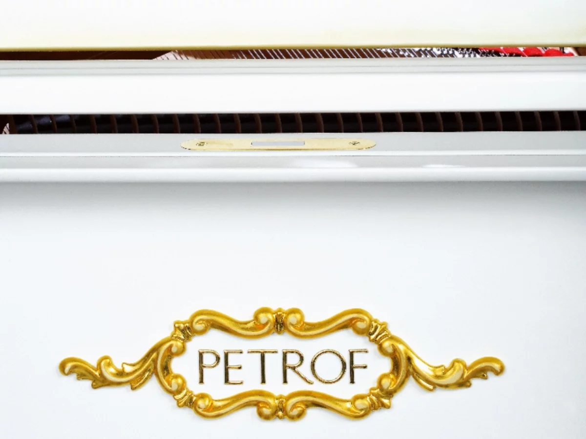 Review Petrof Breeze Rococo – Hình ảnh thực tế tại showroom Nah Music