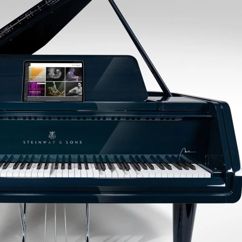 Steinway & Sons Noé Limited Edition (Midnight Blue) – Toàn cảnh thiết kế tại Nah Music