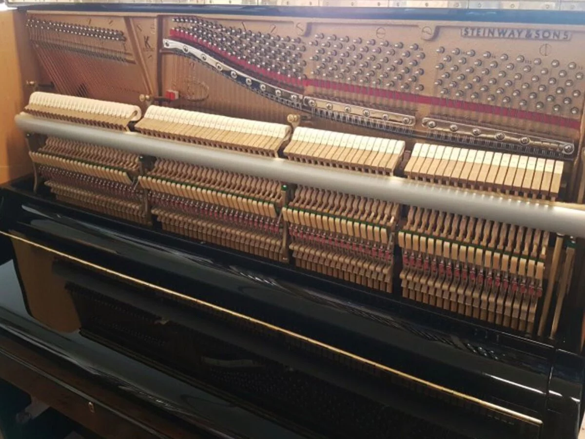 STEINWAY V-125 tại Nah Music