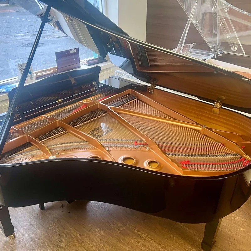 YAMAHA C2L