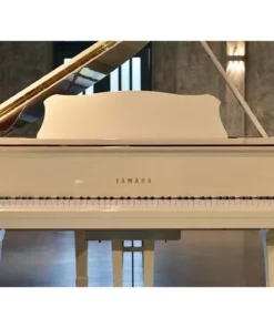 YAMAHA C3 Wh