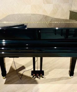 YAMAHA C3E