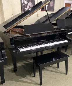 YAMAHA C6 PWH (USED)