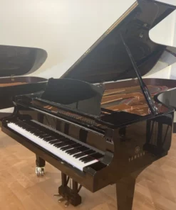 YAMAHA CFIIIS