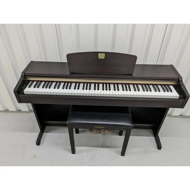 YAMAHA CLP-115 - Nah Music