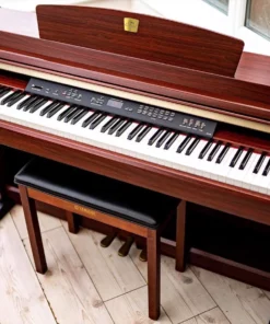 YAMAHA CLP-230 M