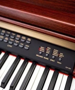 YAMAHA CLP-230 M