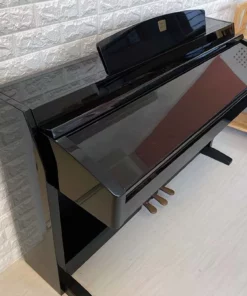 YAMAHA CLP-240 PE