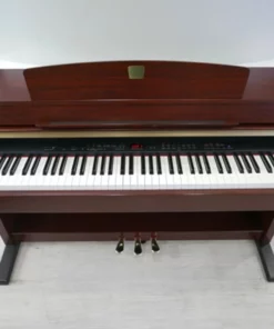 YAMAHA CLP-330 M