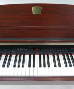 YAMAHA CLP-330 M