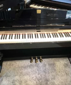 YAMAHA CLP-340 PE