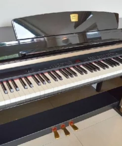 YAMAHA CLP-340 PE