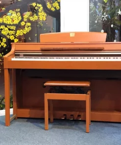 YAMAHA CLP-370 C