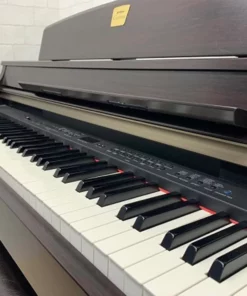YAMAHA CLP-370 R