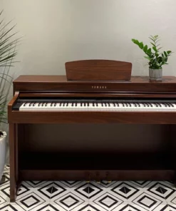 YAMAHA CLP-430 M