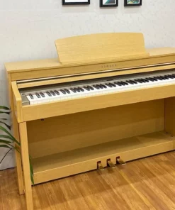 YAMAHA CLP-440 C
