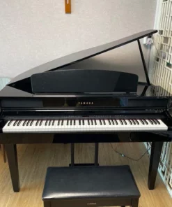 YAMAHA CLP-465GP PE