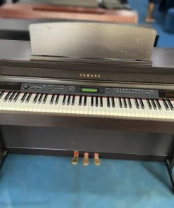 YAMAHA CLP-480 PE