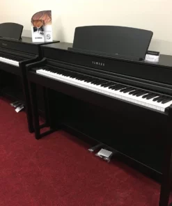 YAMAHA CLP-535 R
