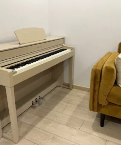 YAMAHA CLP-535 WA