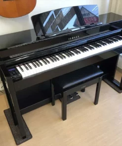 YAMAHA CLP-545 PE
