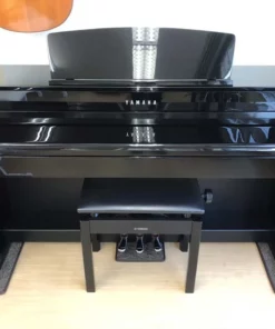 YAMAHA CLP-545 PE