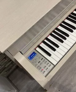 YAMAHA CLP-545 WA