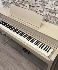 YAMAHA CLP-545 WA
