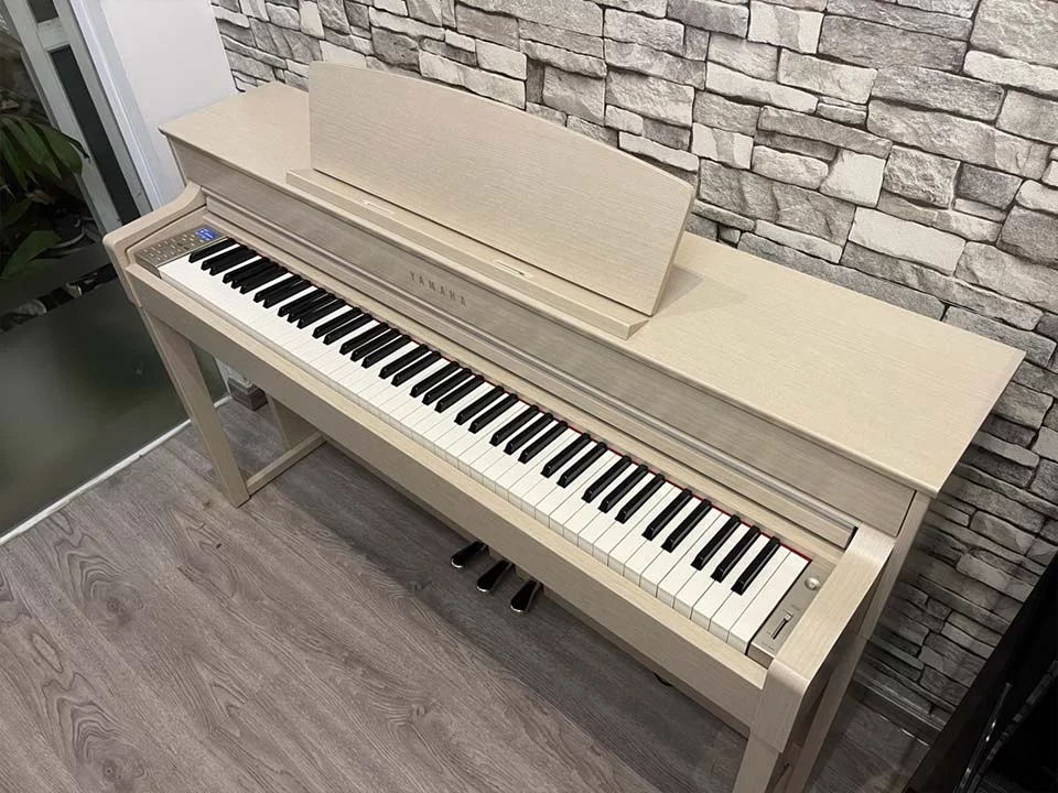 YAMAHA CLP-545 WA - Nah Music