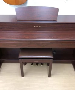 YAMAHA CLP-545 M