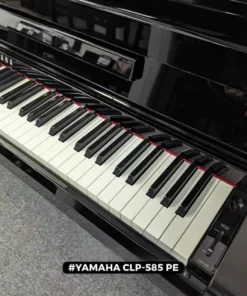 YAMAHA CLP-585 PE