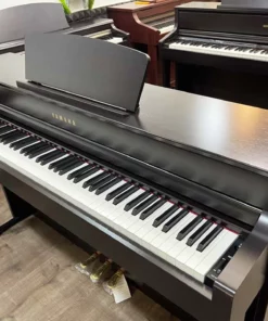 YAMAHA CLP-635 R