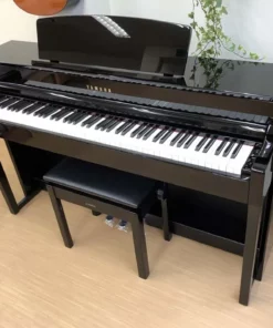 YAMAHA CLP-645 PE