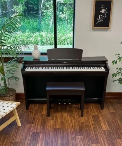 YAMAHA CLP-725 R