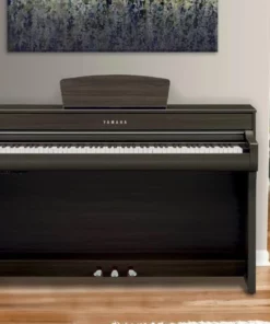 YAMAHA CLP-735 DW