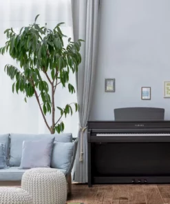 YAMAHA CLP-735 DW