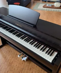 YAMAHA CLP-735
