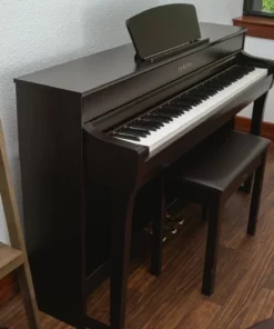 YAMAHA CLP-735 R