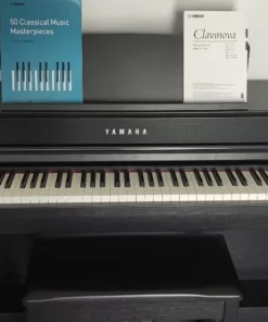 YAMAHA CLP-745 B