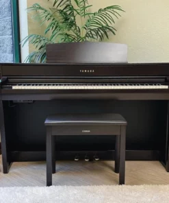 YAMAHA CLP-745 R